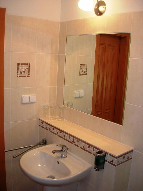 Penzion Ve Skale Loket Habitación foto